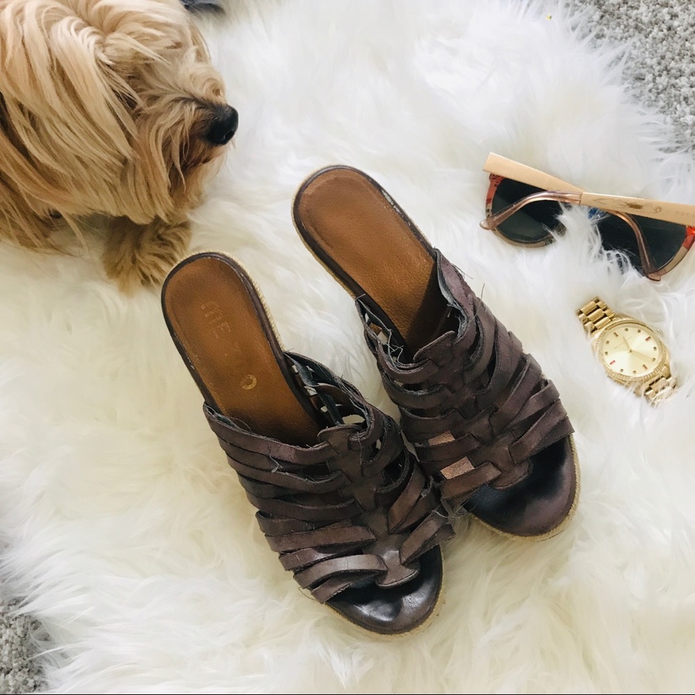 Me Too Strappy Wedge Sandals Brown Espadrille Size 7.5 - Picture 3 of 7